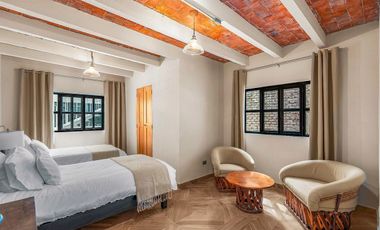 Casa en Venta en el Centro de San Miguel de Allende – Ameublada y Rooftop