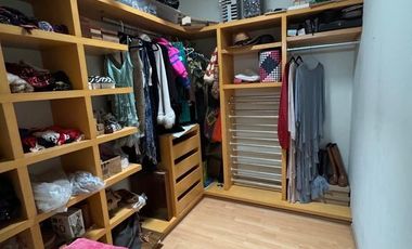 CASA EN VENTA LOMA REAL NACIONES UNIDAS