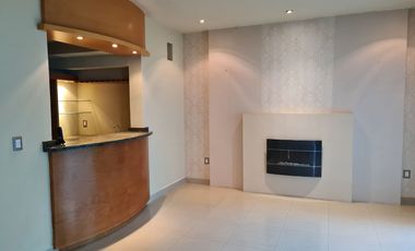 RENTA HERMOSA CASA A PASOS DE ANDARES