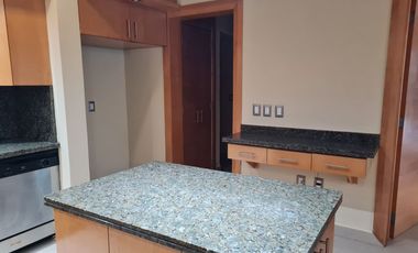 RENTA HERMOSA CASA A PASOS DE ANDARES