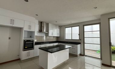 (R)Casa en Renta en Altozano, Morelia