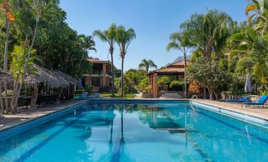 Hotel con Alto Potencial de Negocio de Assisted Living para Extranjeros Jubilados en Ajijic