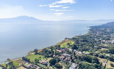 Hotel con Alto Potencial de Negocio de Assisted Living para Extranjeros Jubilados en Ajijic