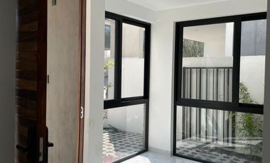 Casa en venta en Los Robles, Coto Encinos