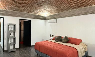 Espectacular casa en riberas del pilar