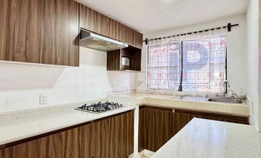 Casa en venta en Parques de Santa María