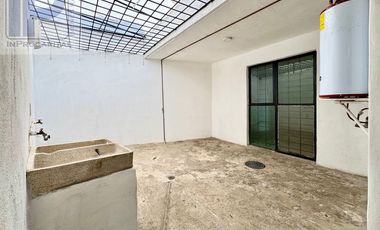 Casa en venta en Parques de Santa María