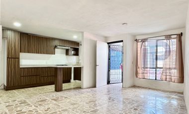 Casa en venta en Parques de Santa María