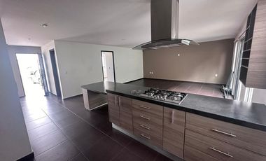 (R)Casa en Renta en Paseo del Parque, Morelia