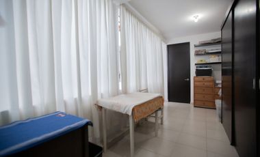 Casa en venta en Habitacional Lomas Boulevares a  8 min de la López Portillo