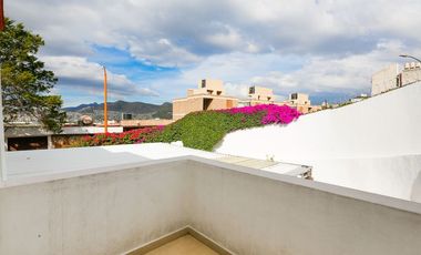 Casa en venta en Habitacional Lomas Boulevares a  8 min de la López Portillo