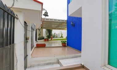 Casa en venta en Habitacional Lomas Boulevares a  8 min de la López Portillo