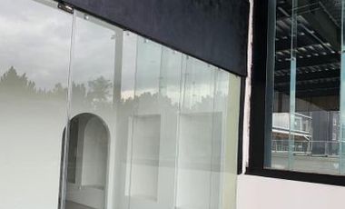 LOCAL ADECUADO EN VENTA EN EL CAMPANARIO