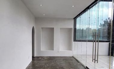 LOCAL ADECUADO EN VENTA EN EL CAMPANARIO