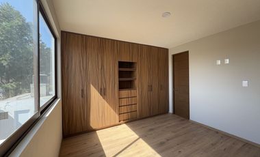 Casa en preventa  residencial a media cuadra de Ave. Tecnológico y del Parque Bicentenario