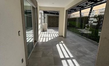 Casa Renta en Residencial Portofino modelo Bianca, zona Ave La Asunción cerca de Parque Bicentenario