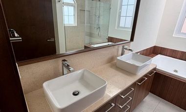 Casa Renta en Residencial Portofino modelo Bianca, zona Ave La Asunción cerca de Parque Bicentenario