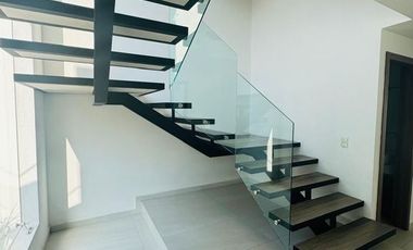 Casa nueva residencial venta opción a 4 o 5 recamaras con baño, Ave. Estado de México, zona La Asunción.