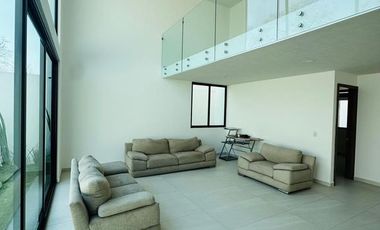 Casa nueva residencial venta opción a 4 o 5 recamaras con baño, Ave. Estado de México, zona La Asunción.