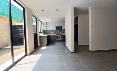 CASA SOLA EN VENTA EN LA ESMERALDA, SAN MATEO ATENCO