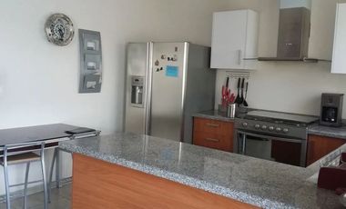Casa Renta Santa Fe Juriquilla. Amueblada