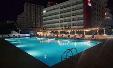 Departamento en Renta en Costa Azul a pasos de la Playa!