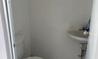 LOCAL PARA OFICINA EN RENTA POR EL BOULEVARD LEYVA SOLANO