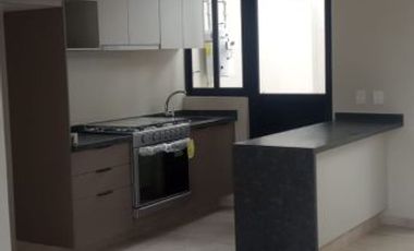 Hermosa casa en coto de 2 Niveles Nueva en super ubicacion , muy cerca de plaza Galerias Santa Anita , Prepa Tec ,Punto Sur, ideal para Ejecutivos