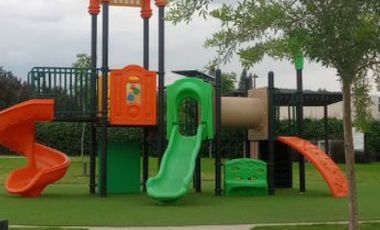 Hermosa casa en coto de 2 Niveles Nueva en super ubicacion , muy cerca de plaza Galerias Santa Anita , Prepa Tec ,Punto Sur, ideal para Ejecutivos