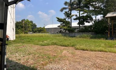 TERRENO EN RENTA CON OFICINAS