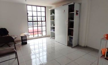 Oficina en renta sobre Av. en Izcalli III Metepec