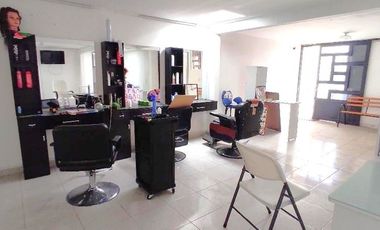 Oficina en renta sobre Av. en Izcalli III Metepec