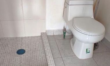 Oficina en renta sobre Av. en Izcalli III Metepec