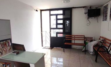 Oficina en renta sobre Av. en Izcalli III Metepec