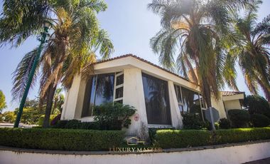 Casa en venta en Campo de Golf Santa Anita