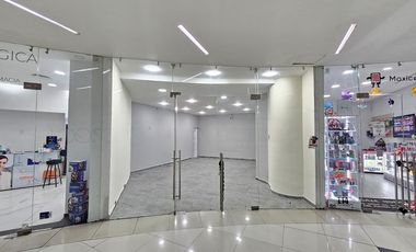 Oficina en renta en Colinas de San Javier, Plaza Pabellon
