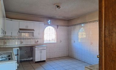 Casa en Venta en San Lorenzo Itzicuaro, Morelia.