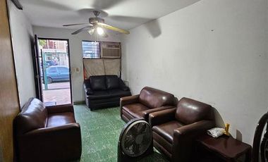 Casa en el centro con vocación comercial