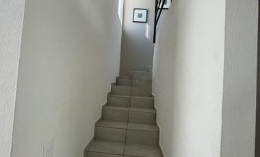 Casa Venta Calimaya 5 minutos zona militar, salidas rápidas CDMX, escuelas dentro del desarrollo
