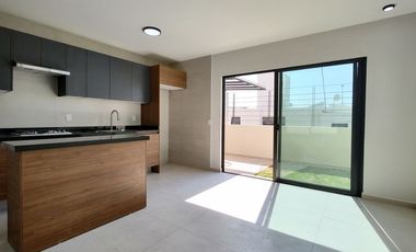 Casa en Venta, Fracc. Zimaltá, Coto Latemar