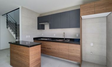 Casa en Venta, Fracc. Zimaltá, Coto Latemar