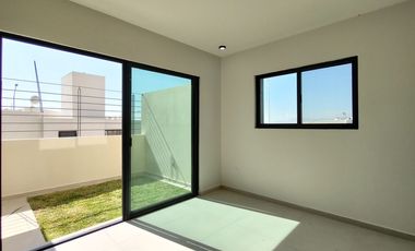 Casa en Venta, Fracc. Zimaltá, Coto Latemar