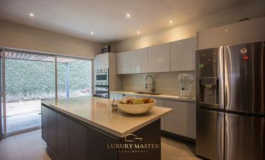 Casa en Santa Anita Club de Golf en Venta