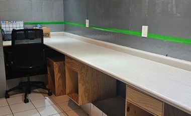 Oficina en renta en Monraz
