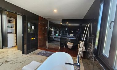 Preciosa RESIDENCIA en uno de los más exclusivos desarrollos cercanos a CDMX y zona metropolitana.