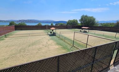 Preciosa RESIDENCIA en uno de los más exclusivos desarrollos cercanos a CDMX y zona metropolitana.