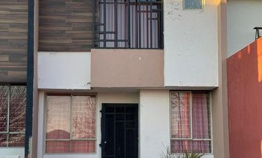 Bonita casa en tonala