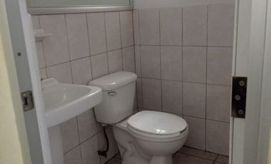 Edificio en venta y renta en a una cuadra de Gobierno