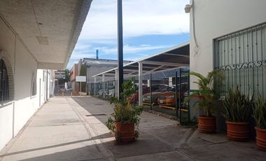 Edificio en venta y renta en a una cuadra de Gobierno