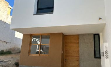 Casa en venta Madeiras II